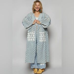 POL Light Blue Denim Crochet Duster Kimono with Pockets • Size large distressed
